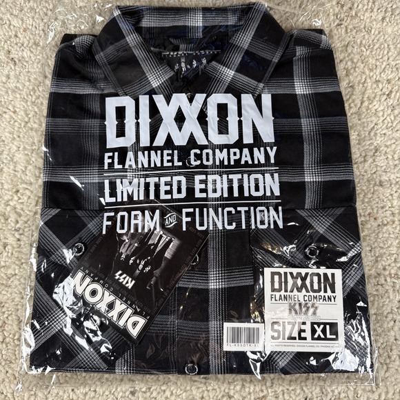 Dixxon Flannel "Kiss-Dressed to Kill" size X-Large for Men. New In Bag, SOLD OUT - Picture 5 of 6